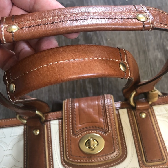 Pristine Coach Leather Satchel - Picture 4 of 7
